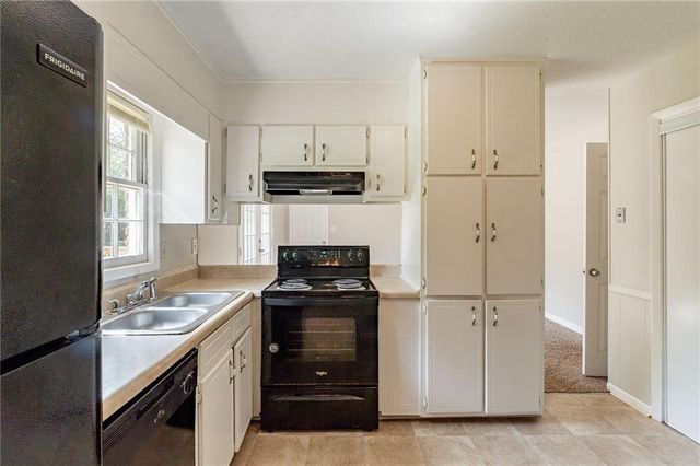 2877 Kensington Way, Rex, GA 30273
