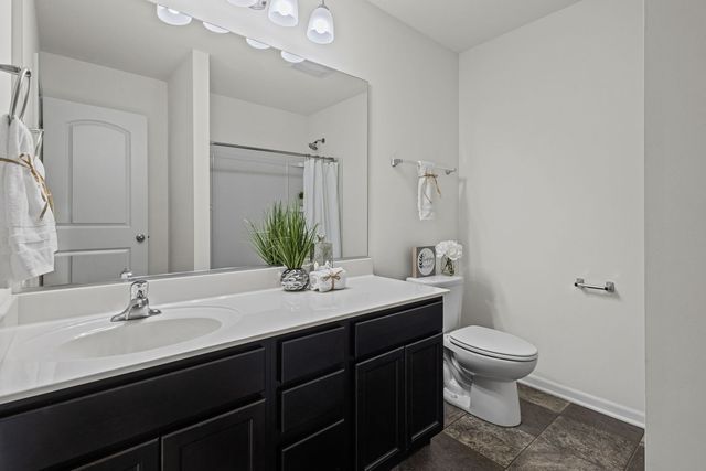 1504 Hearthstone Lane, North Aurora, IL 60542