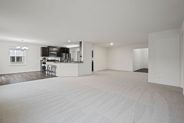 1504 Hearthstone Lane, North Aurora, IL 60542