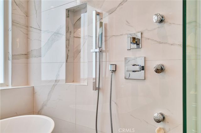 719 1st Place, Hermosa Beach, CA 90254