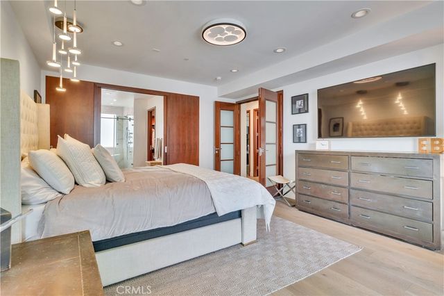 719 1st Place, Hermosa Beach, CA 90254