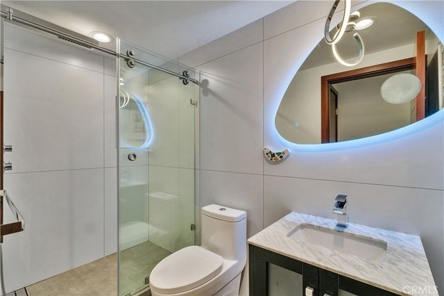 719 1st Place, Hermosa Beach, CA 90254