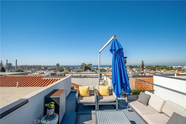 719 1st Place, Hermosa Beach, CA 90254