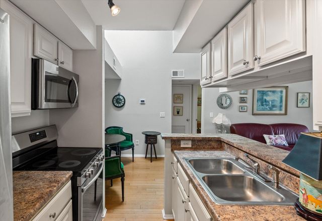 1481 Center Street 1008, Mount Pleasant, SC 29464