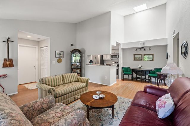1481 Center Street 1008, Mount Pleasant, SC 29464