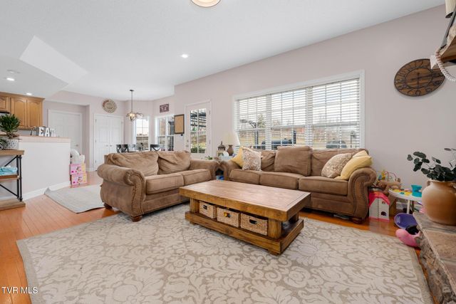 131 Humming Bird Way, Jonesborough, TN 37659