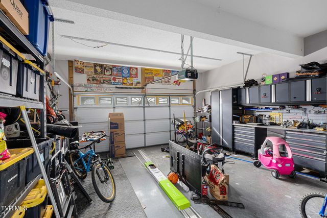 131 Humming Bird Way, Jonesborough, TN 37659