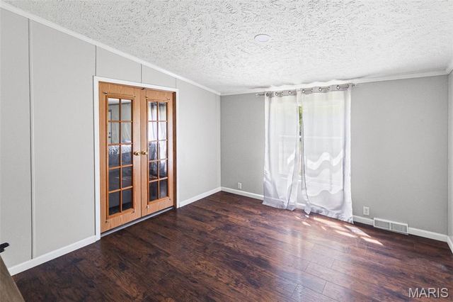 22 Brown Drive, Fairview Heights, IL 62208