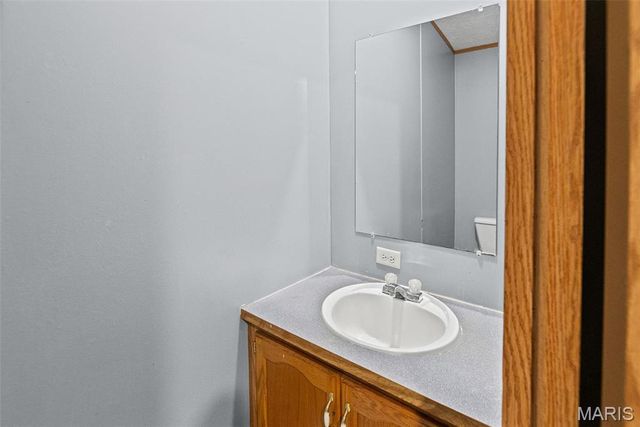 22 Brown Drive, Fairview Heights, IL 62208