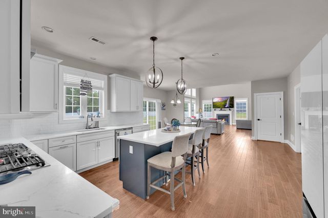 20 KATIE DR, Pedricktown, NJ 08067