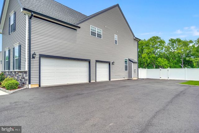 20 KATIE DR, Pedricktown, NJ 08067