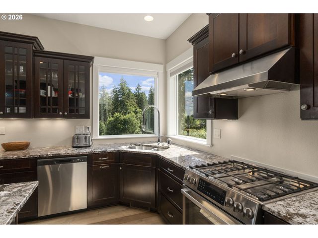 15149 Se BUNKER HILL Ct, Happy Valley, OR 97086