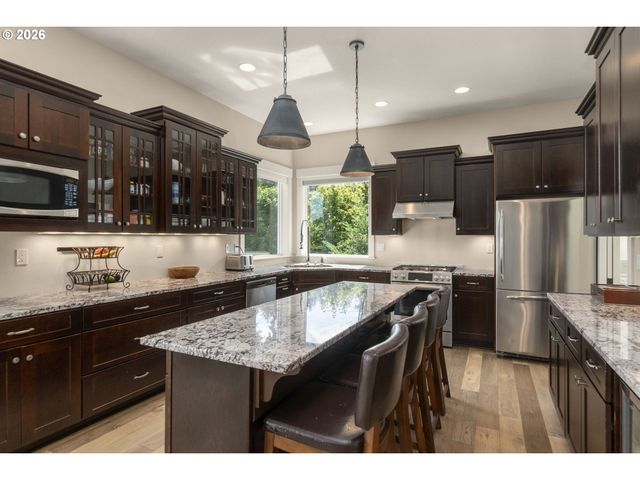 15149 Se BUNKER HILL Ct, Happy Valley, OR 97086