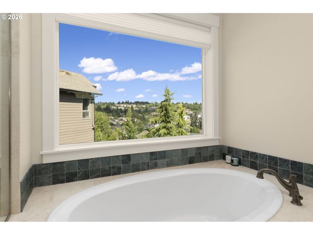 15149 Se BUNKER HILL Ct, Happy Valley, OR 97086