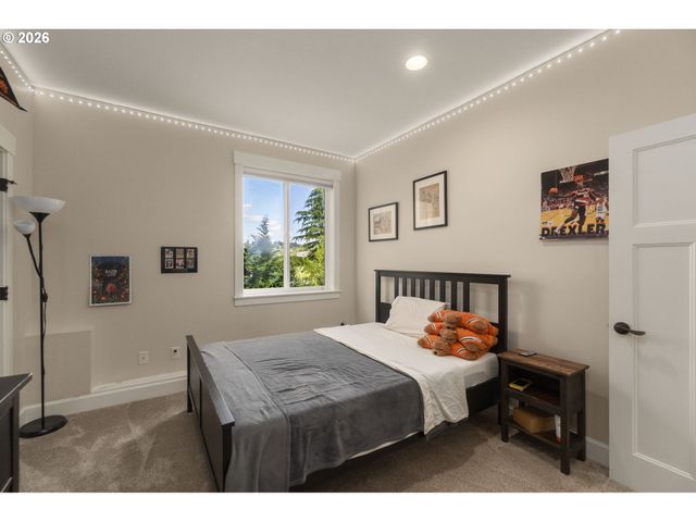 15149 Se BUNKER HILL Ct, Happy Valley, OR 97086