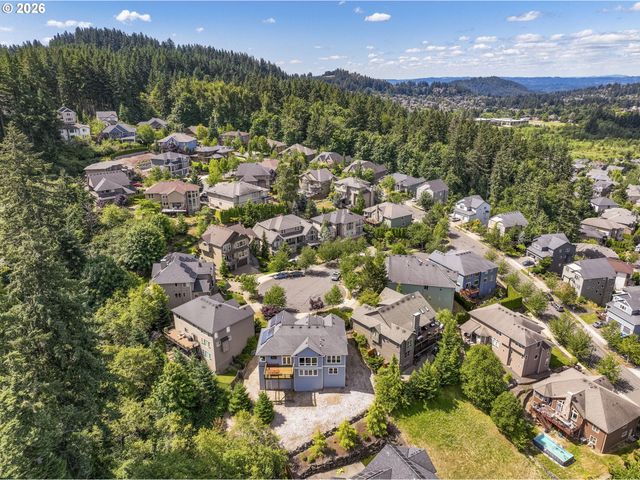 15149 Se BUNKER HILL Ct, Happy Valley, OR 97086