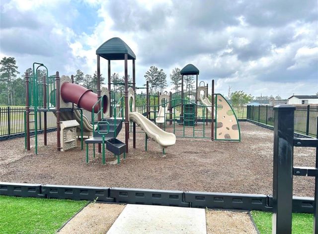 12006 Rockview Drive, Conroe, TX 77306