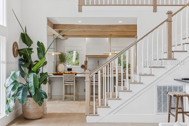 221 Callawassie Dr, Okatie, SC 29909