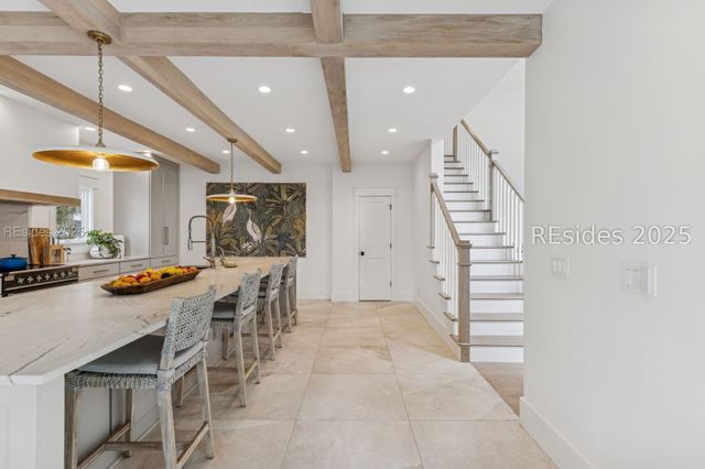 221 Callawassie Dr, Okatie, SC 29909