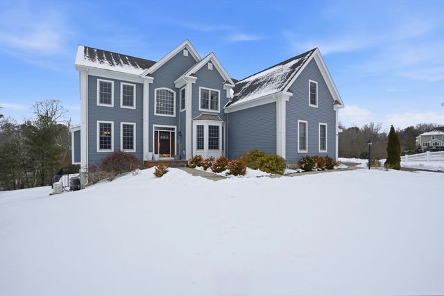 45 Hemlock Way, Cohasset, MA 02025