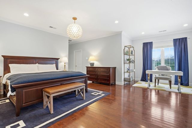 45 Hemlock Way, Cohasset, MA 02025