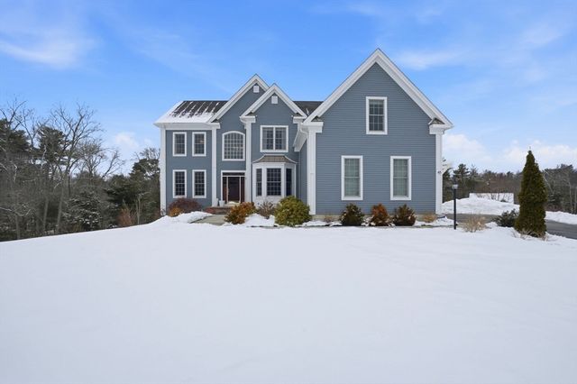 45 Hemlock Way, Cohasset, MA 02025
