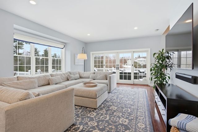 45 Hemlock Way, Cohasset, MA 02025