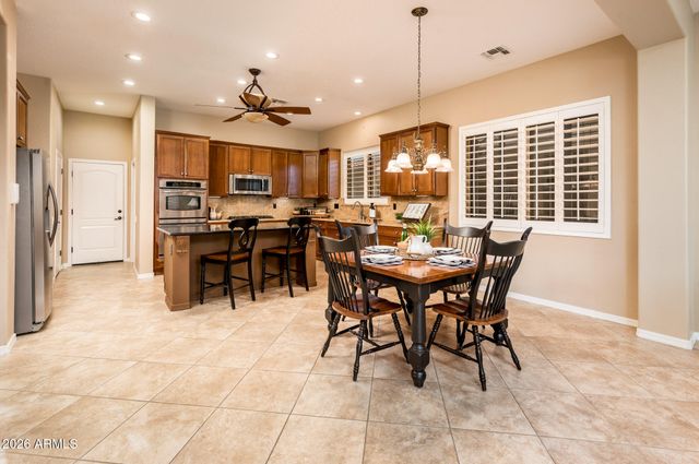 23114 N GAVIOTA Drive, Sun City West, AZ 85375