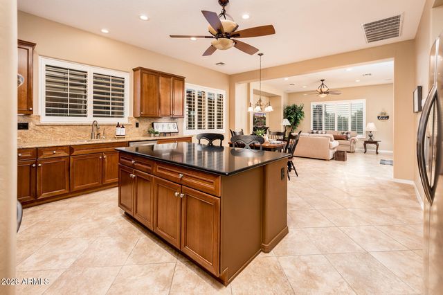 23114 N GAVIOTA Drive, Sun City West, AZ 85375