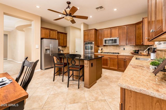 23114 N GAVIOTA Drive, Sun City West, AZ 85375