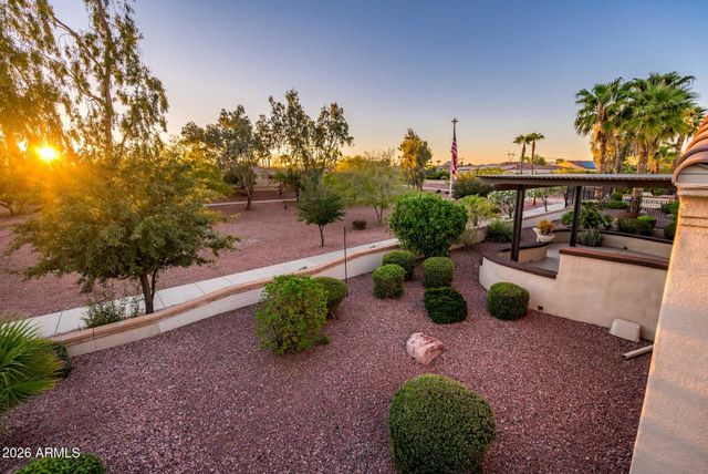23114 N GAVIOTA Drive, Sun City West, AZ 85375