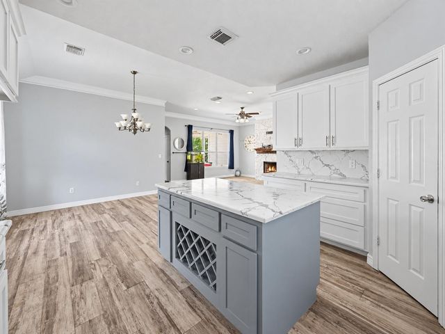 5110 Lakeshore Drive, Willis, TX 77318
