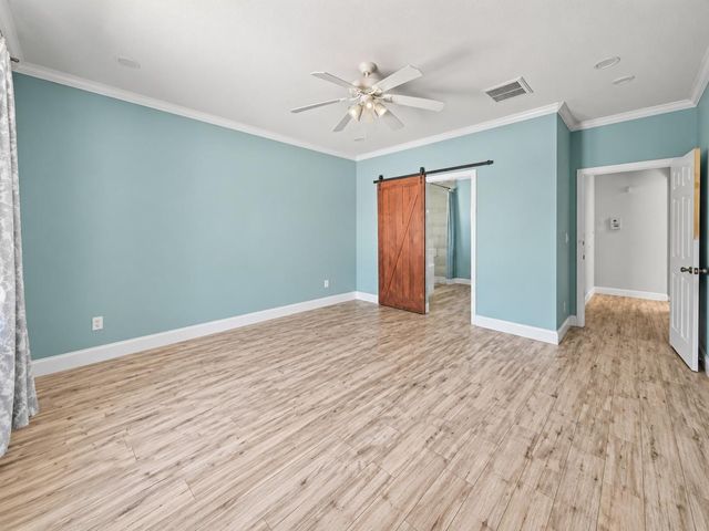 5110 Lakeshore Drive, Willis, TX 77318