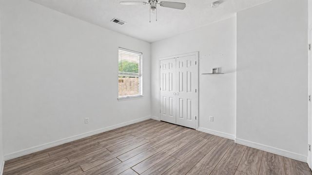 5110 Lakeshore Drive, Willis, TX 77318