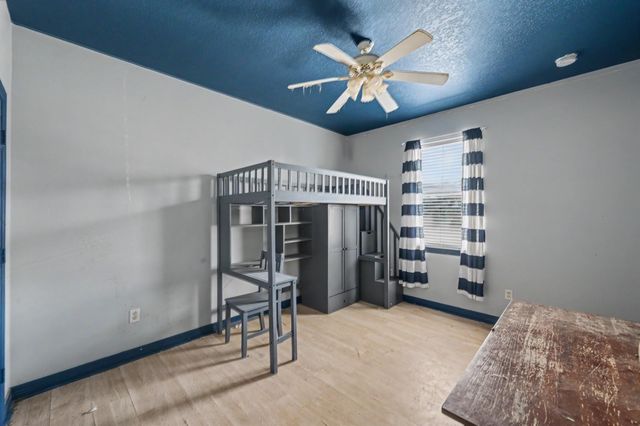 5110 Lakeshore Drive, Willis, TX 77318