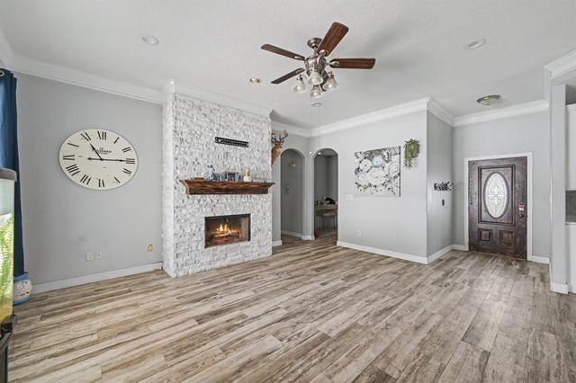 5110 Lakeshore Drive, Willis, TX 77318