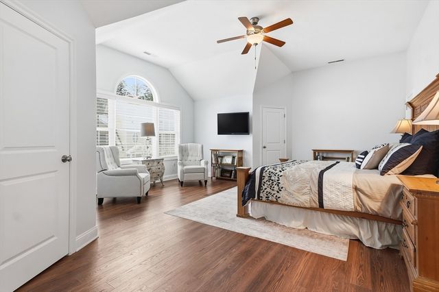 20 Kensington Way 20, Tewksbury, MA 01876