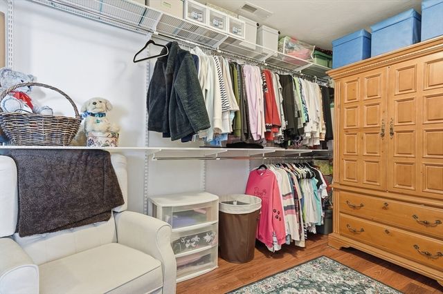 20 Kensington Way 20, Tewksbury, MA 01876