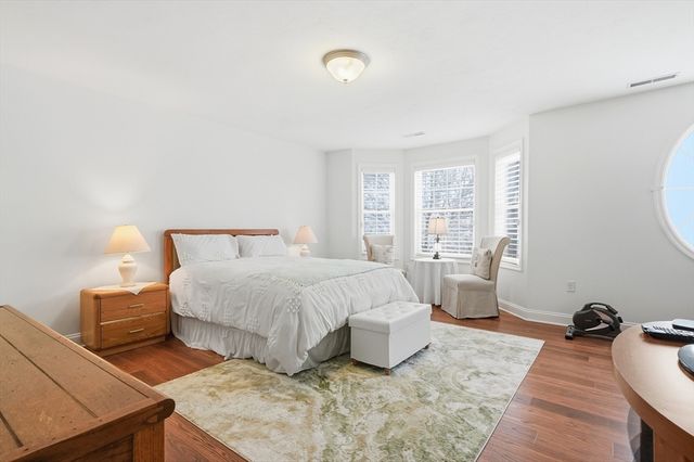 20 Kensington Way 20, Tewksbury, MA 01876