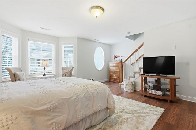 20 Kensington Way 20, Tewksbury, MA 01876