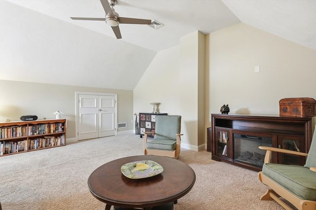 20 Kensington Way 20, Tewksbury, MA 01876