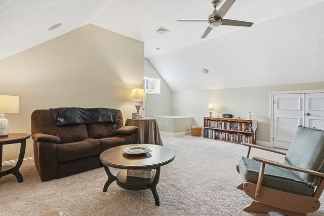 20 Kensington Way 20, Tewksbury, MA 01876