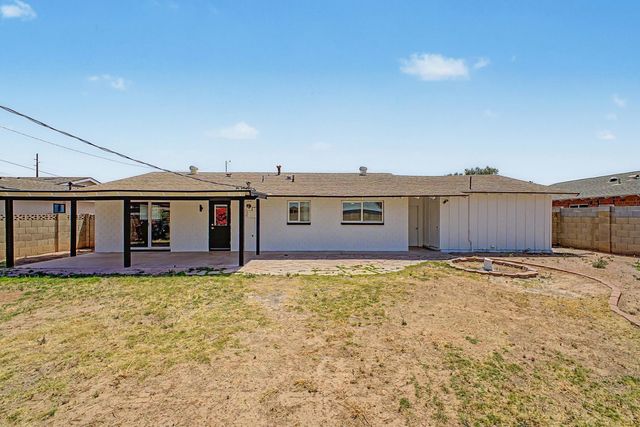 8730 E Rancho Vista Drive, Scottsdale, AZ 85251