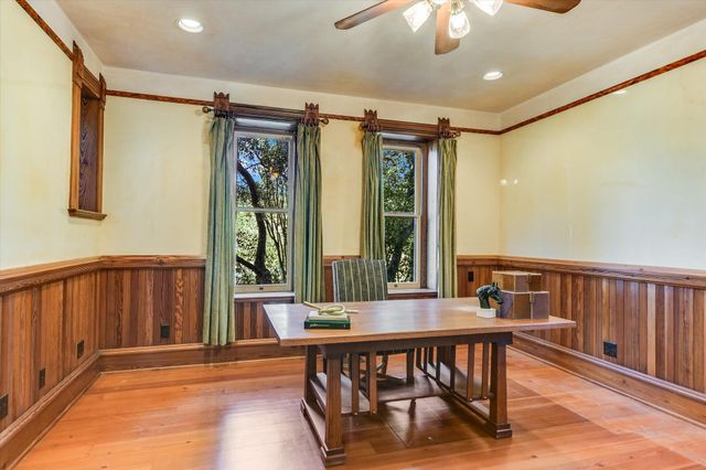 400 Academy DR, Austin, TX 78704