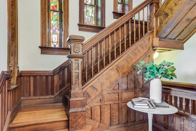 400 Academy DR, Austin, TX 78704