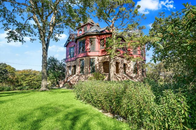 400 Academy DR, Austin, TX 78704