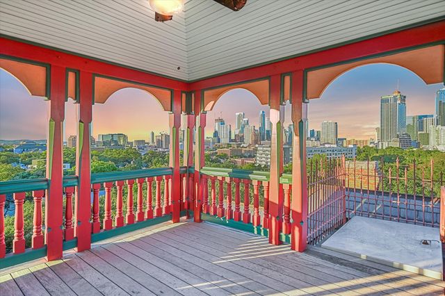 400 Academy DR, Austin, TX 78704