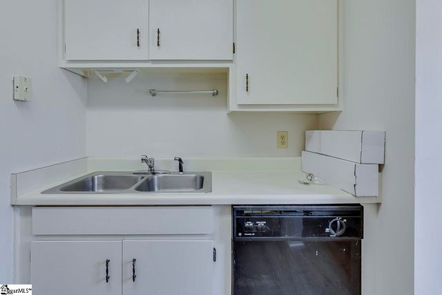 412 John Street, Greer, SC 29651