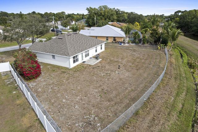 6942 NW Hershy Circle, Port St. Lucie, Port St Lucie, FL 34983