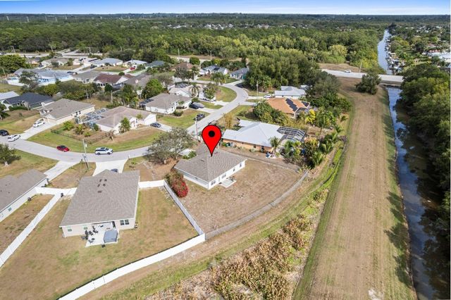 6942 NW Hershy Circle, Port St. Lucie, Port St Lucie, FL 34983